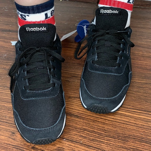 Reebok brand new size 7.5 - Picture 4 of 8